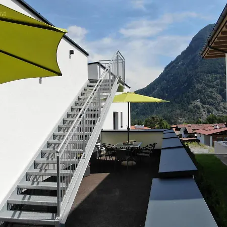 The Alpenhouse Gligic's 소우텐즈
