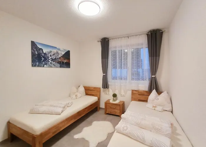 The Alpenhouse Gligic's