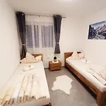 The Alpenhouse Gligic's Апартаменты *